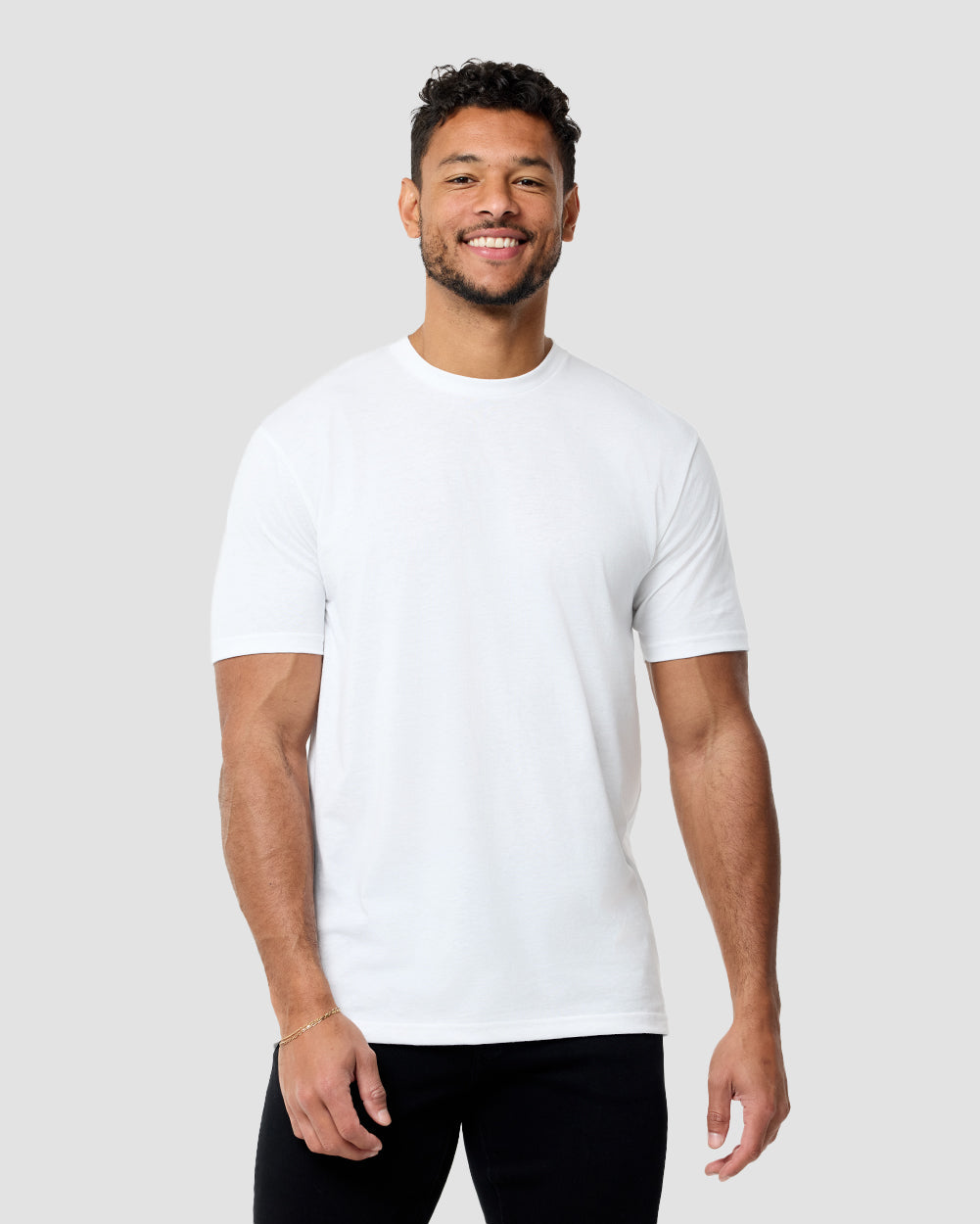 10 Ways to Style a Basic Men's T-Shirt: From Casual to Smart Casual - ComfyThreads