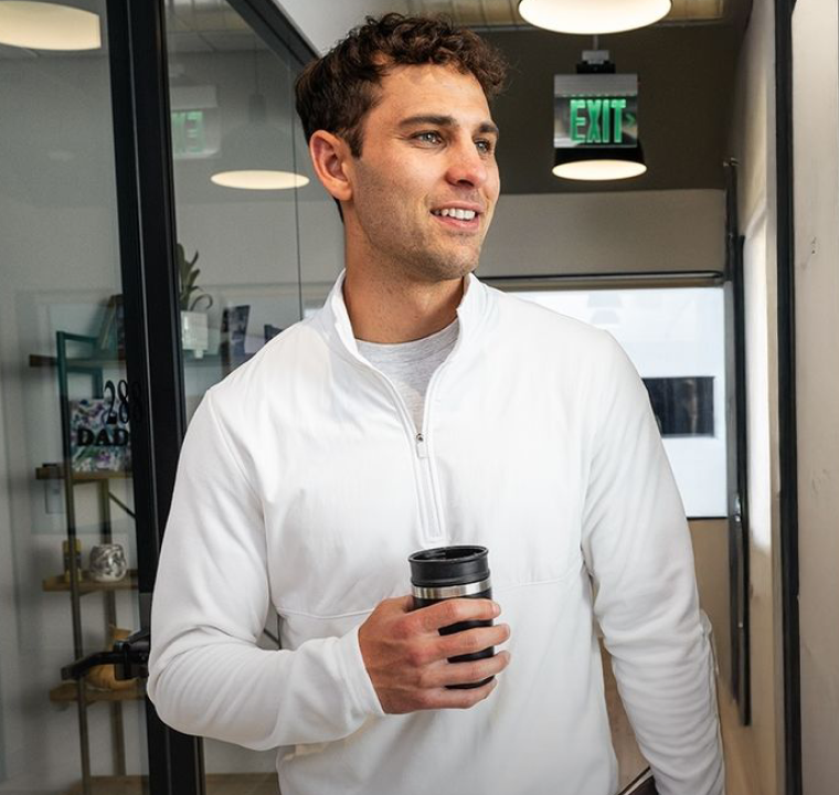 Men’s Quarter Zip: Perfect Balance of Style, Comfort & Versatility - ComfyThreads