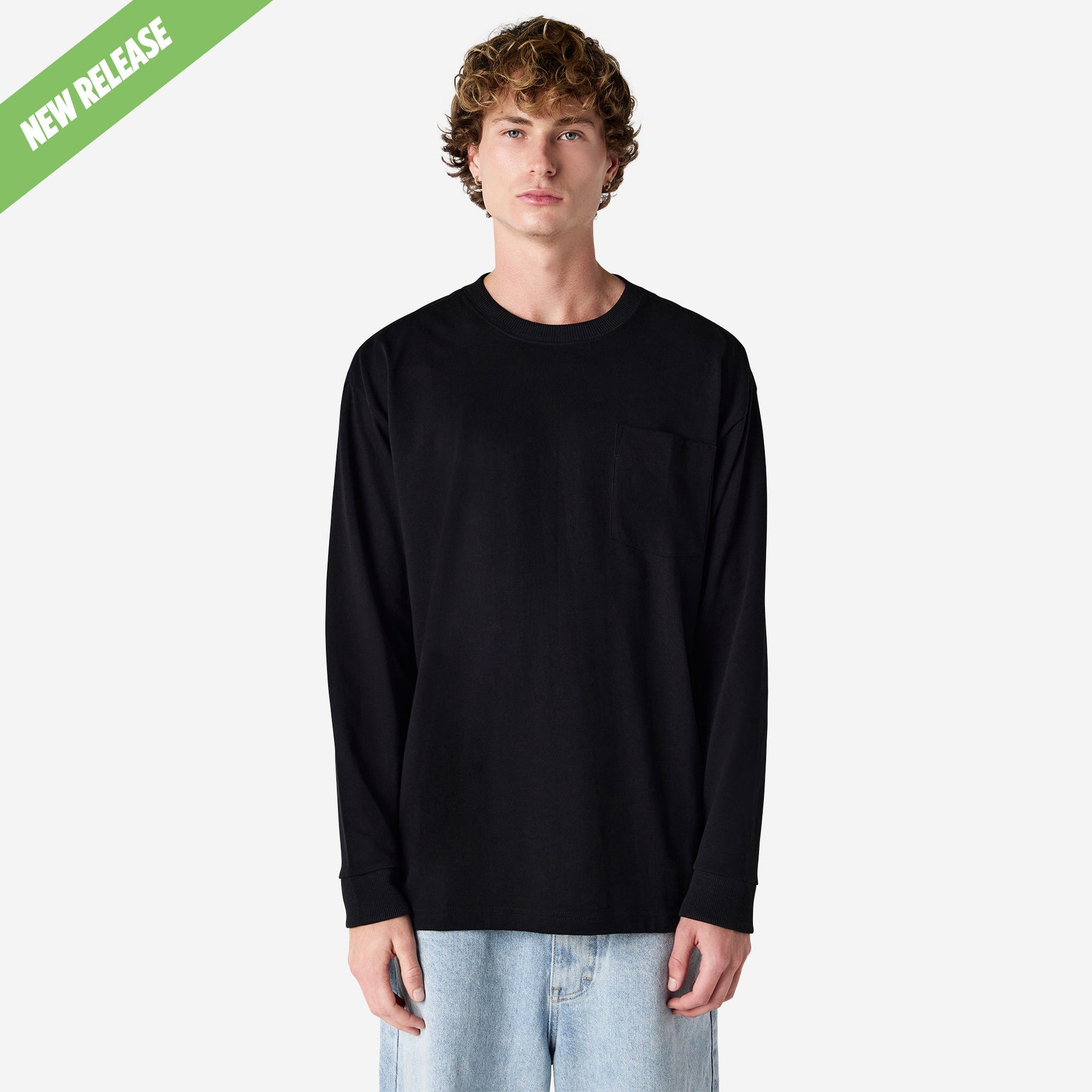 Heavyweight Long Sleeve Pocket Tee – Black - S