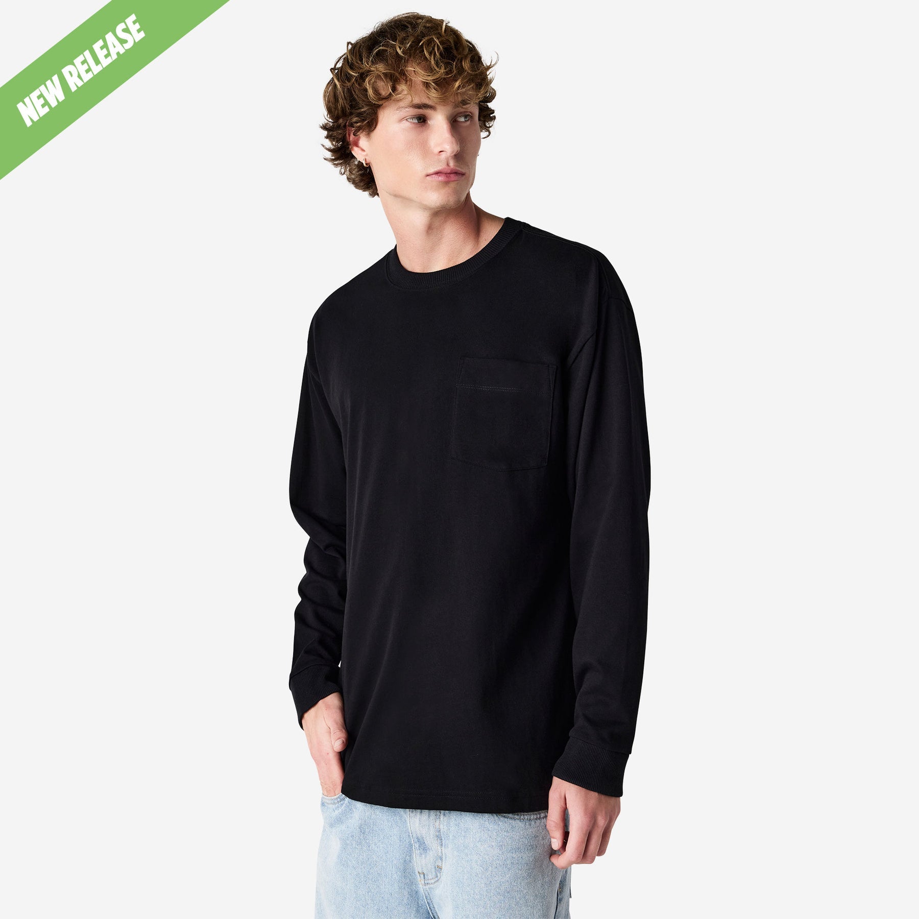 Heavyweight Long Sleeve Pocket Tee – Black - M